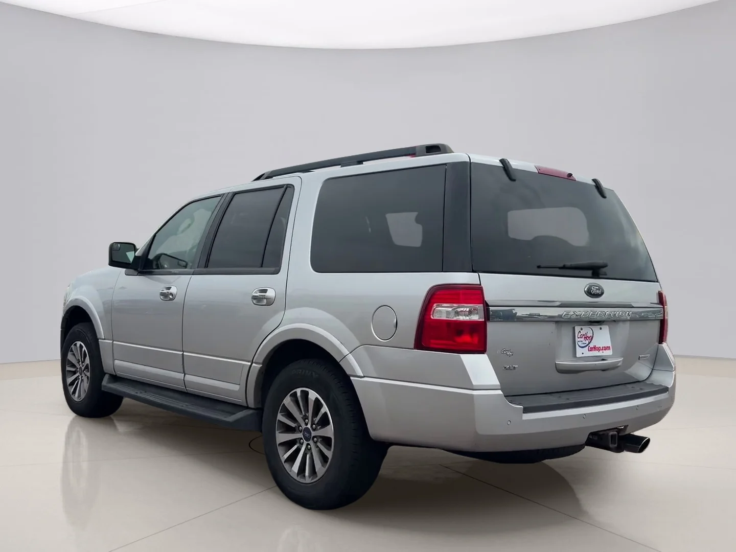 Used 2017 Silver Ford XLT image 7