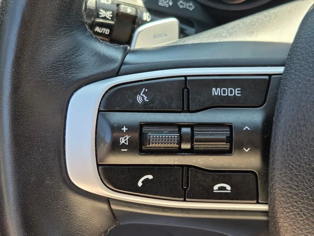 Used 2023 Black Kia GT image 26