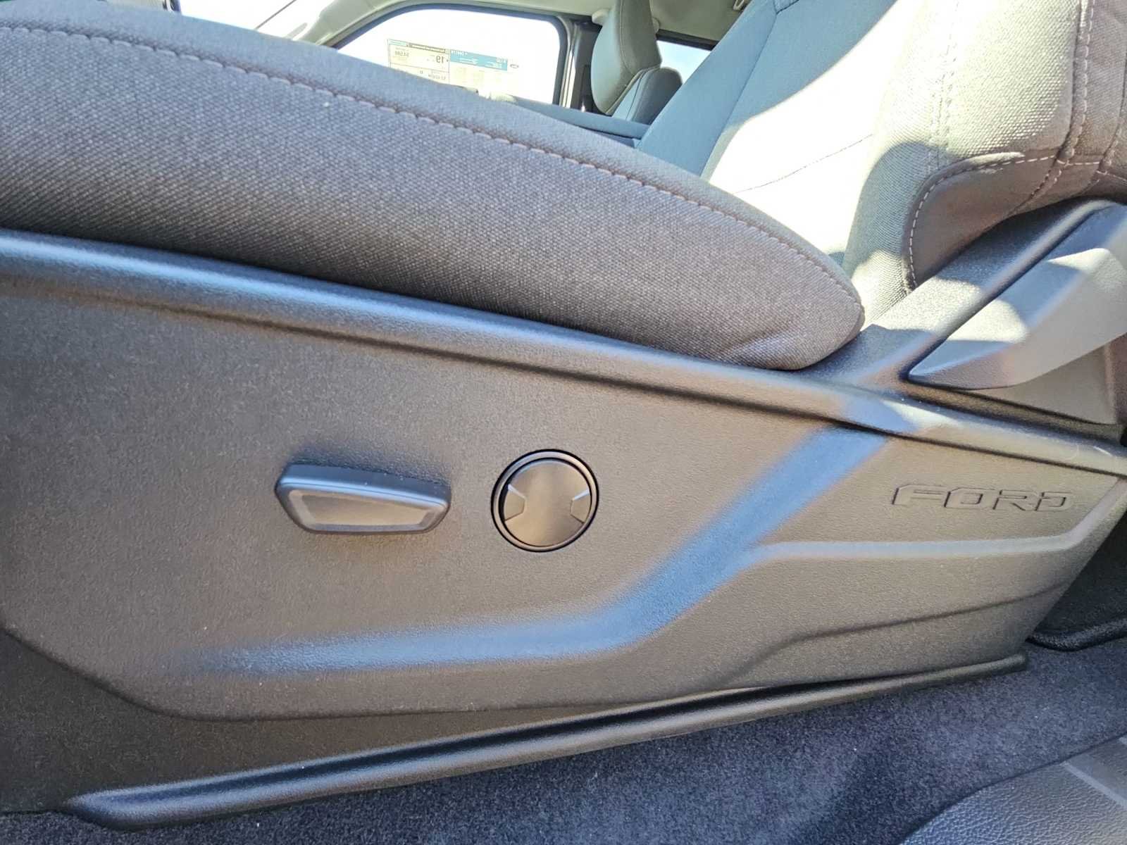 New 2026 Argon Blue Metallic Ford XLT image 13