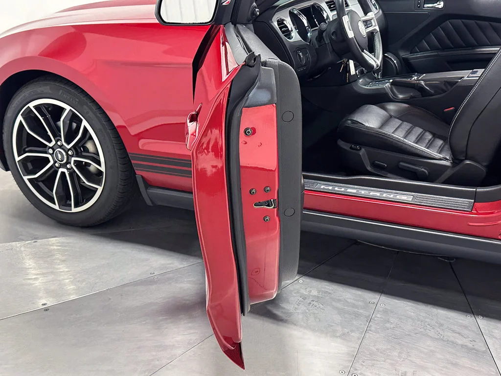 Used 2010 Red Ford V6 image 62