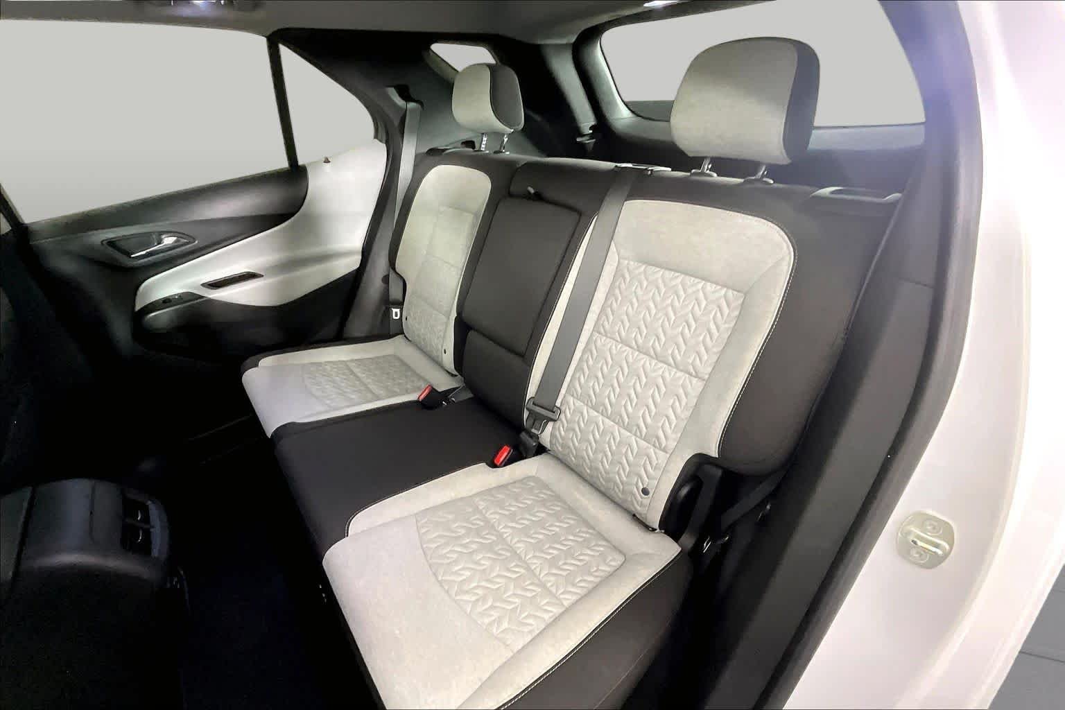 Used 2023 SUMMIT WHITE Chevrolet LS image 18