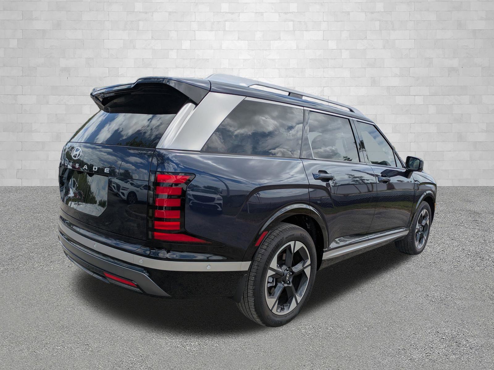 New 2026 Pacific Sapphire Hyundai Limited FWD image 2