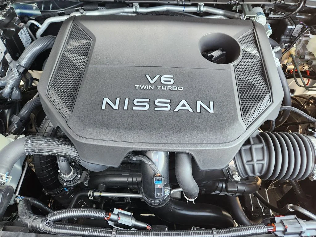 New 2026 Alpine Metallic Nissan SL image 22