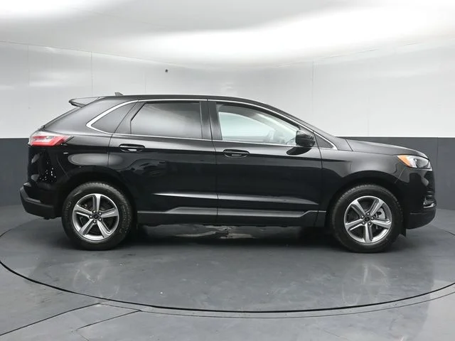 Certified Used 2023 Agate Black Metallic Ford SEL image 8