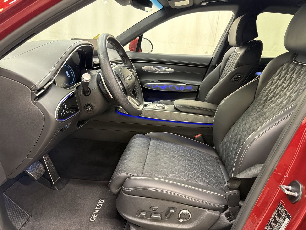 2025 GENESIS GV70 Sport - Photo 14