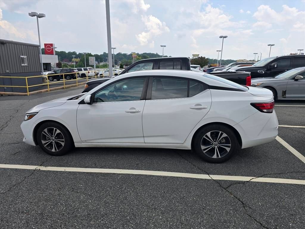 Used 2021 White Nissan SV image 11