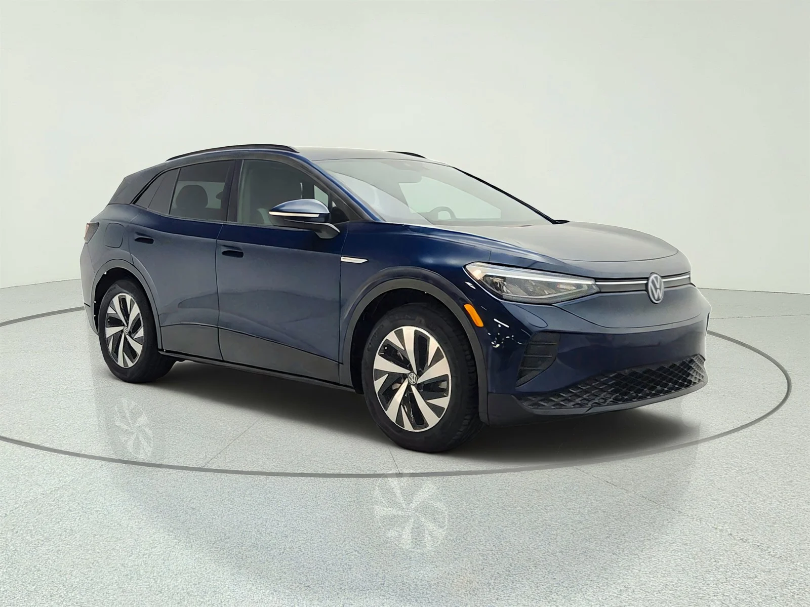 Used 2023 Tourmaline Blue Metallic Volkswagen Pro image 3
