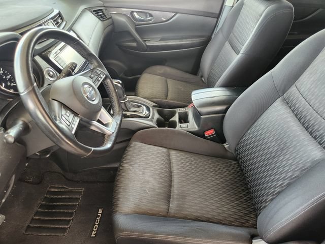 Used 2019 Gray Nissan SV image 12