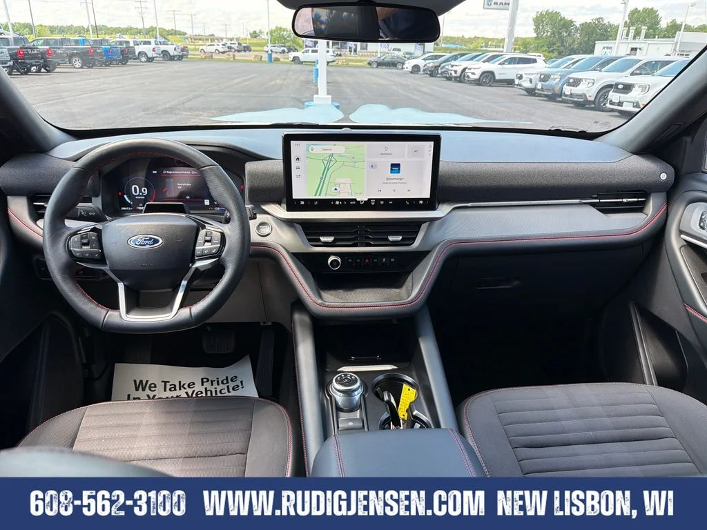 Used 2025 Gray Ford ST-Line image 12