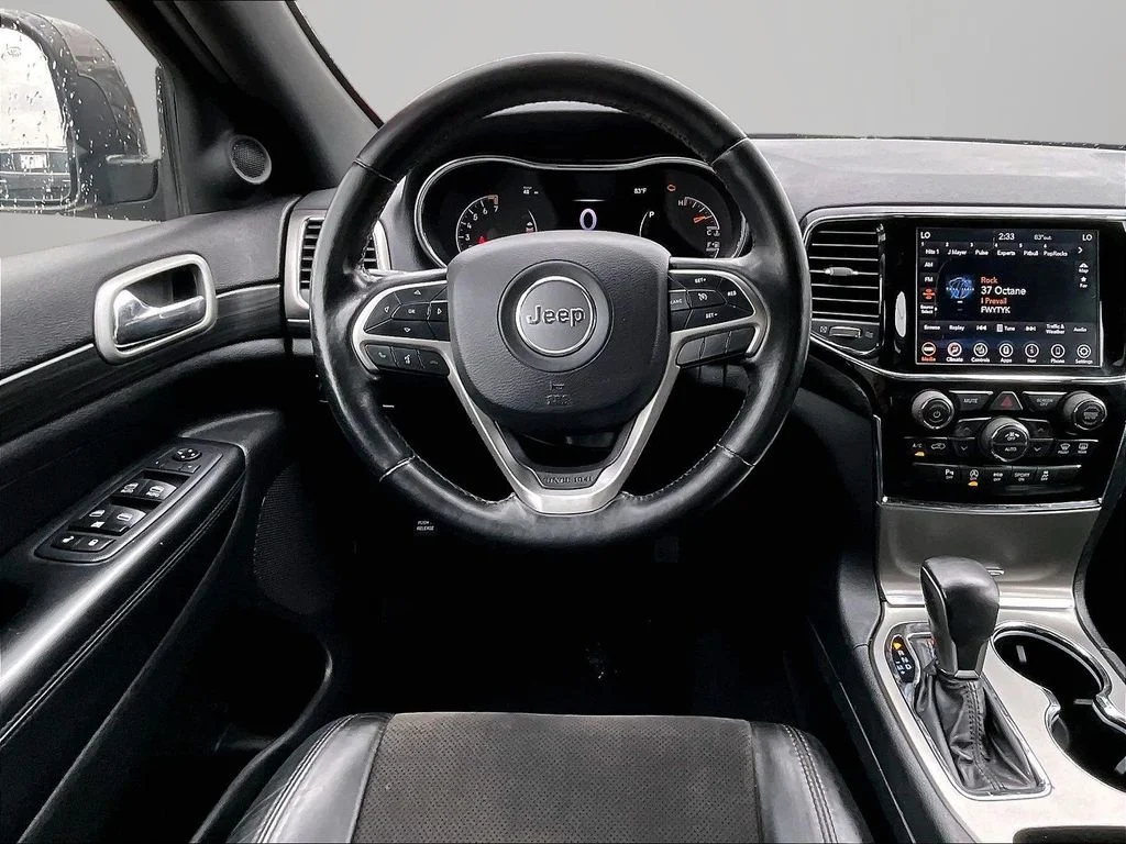 Used 2020 Gray Jeep Altitude image 6