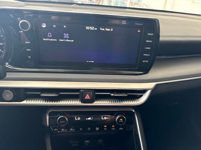 Certified Used 2022 Gray Kia GT-Line image 15