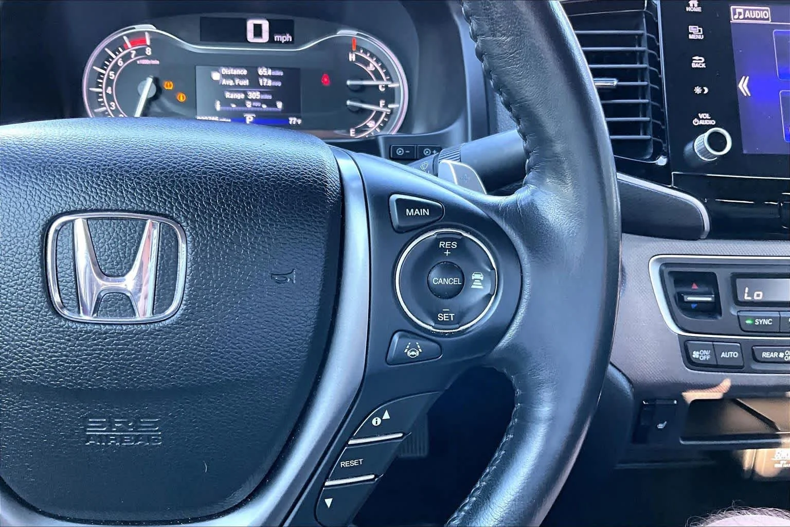 Certified Used 2022 Platinum White Pearl Honda RTL image 25