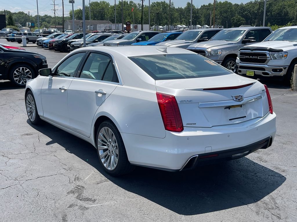 Used 2018 Crystal White Tricoat Cadillac 3.6L Luxury image 8