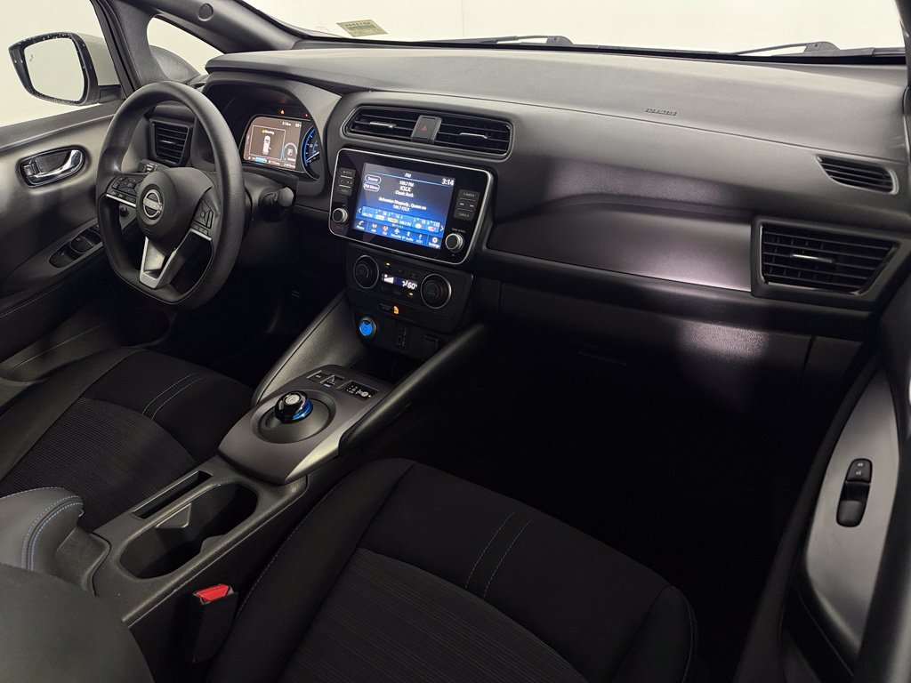 Certified Used 2025 White Nissan S image 15