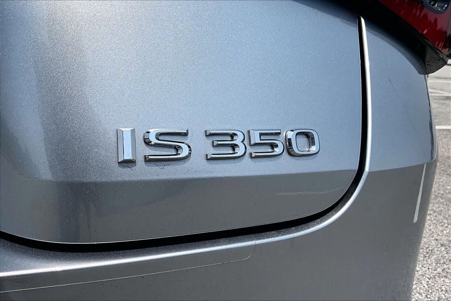 Used 2024 Iridium Lexus F SPORT Design image 31