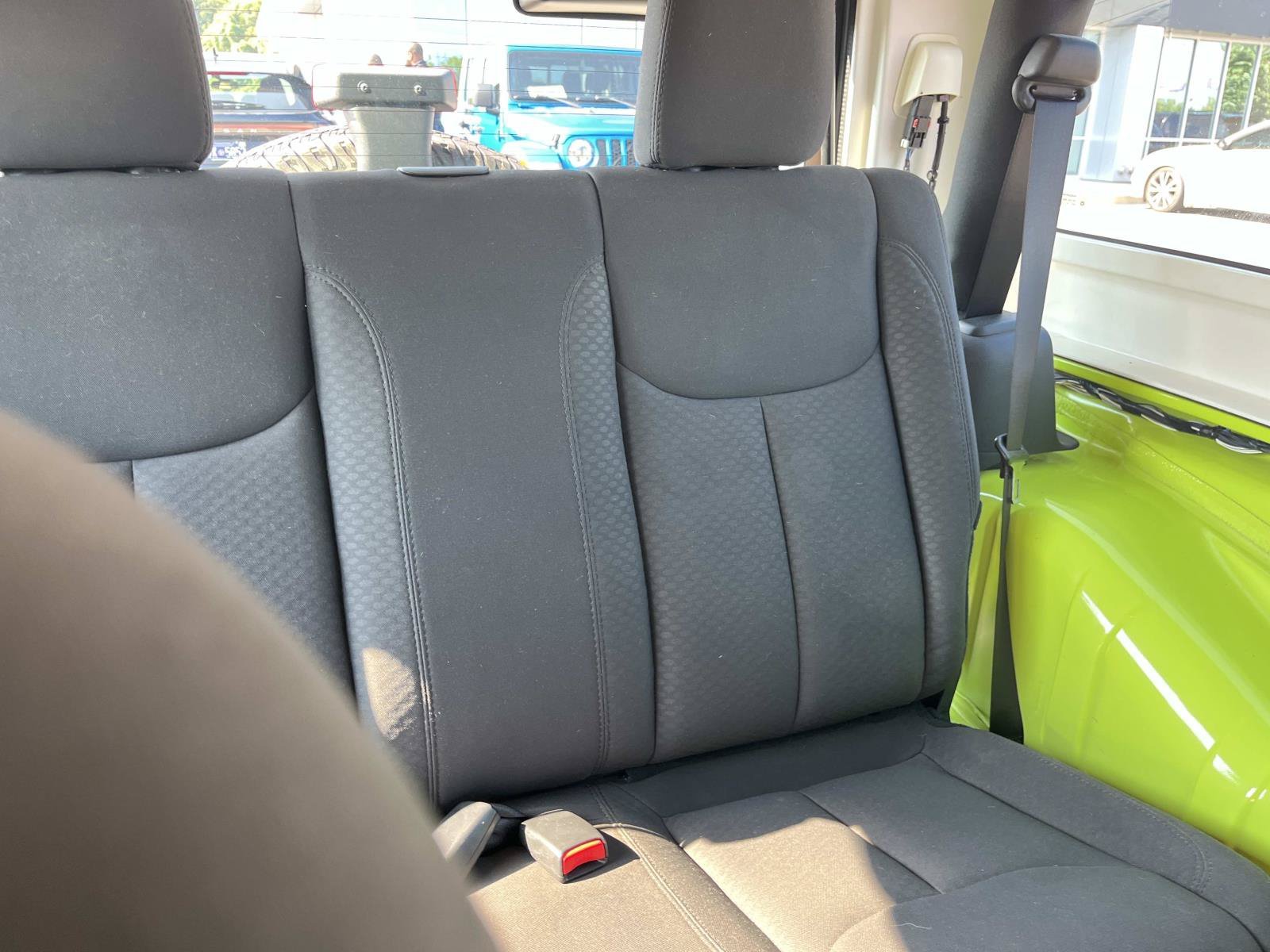 Used 2017 Hypergreen Clearcoat Jeep Sport image 18