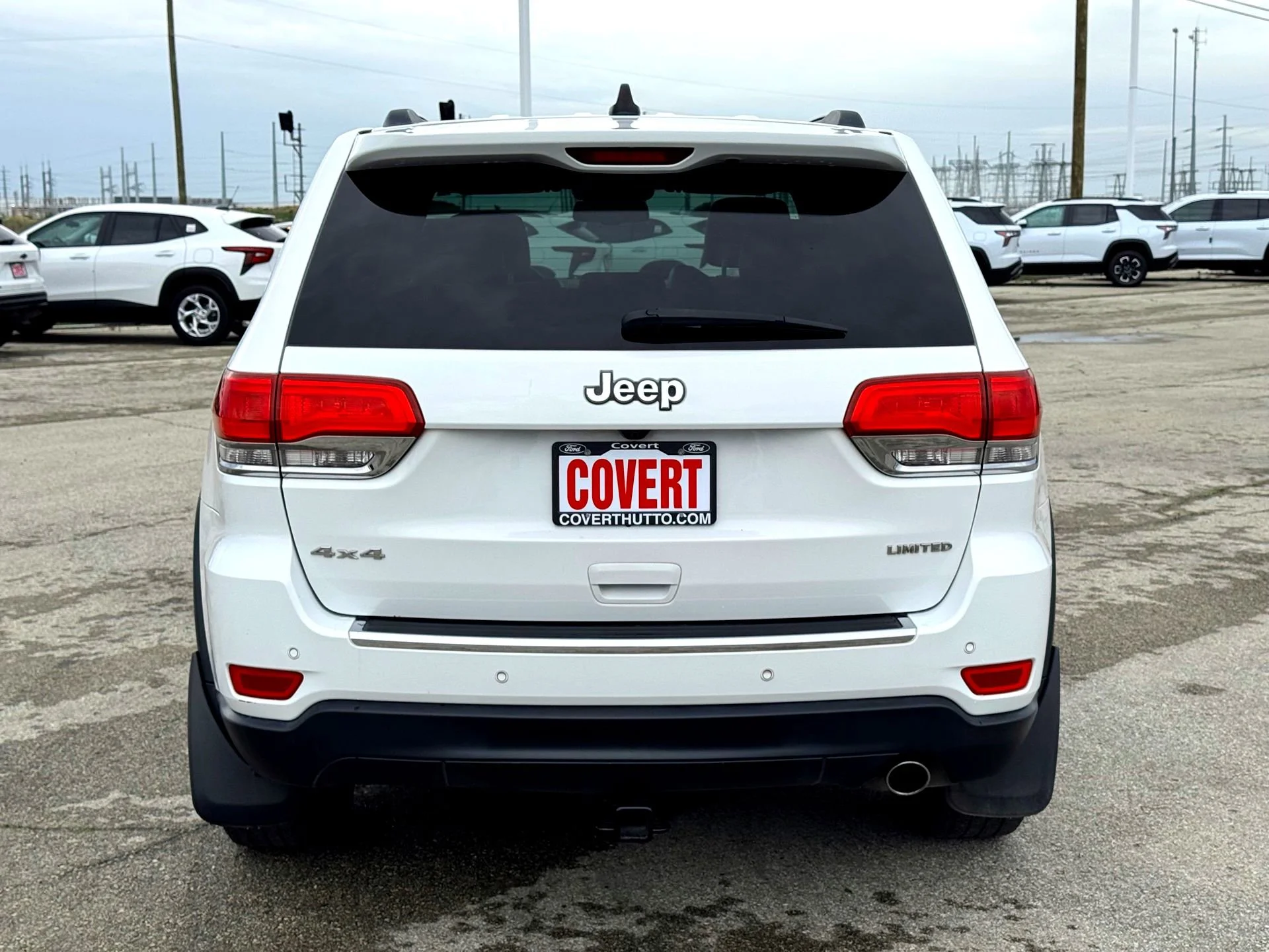 Used 2016 Bright White Clearcoat Jeep Limited image 7