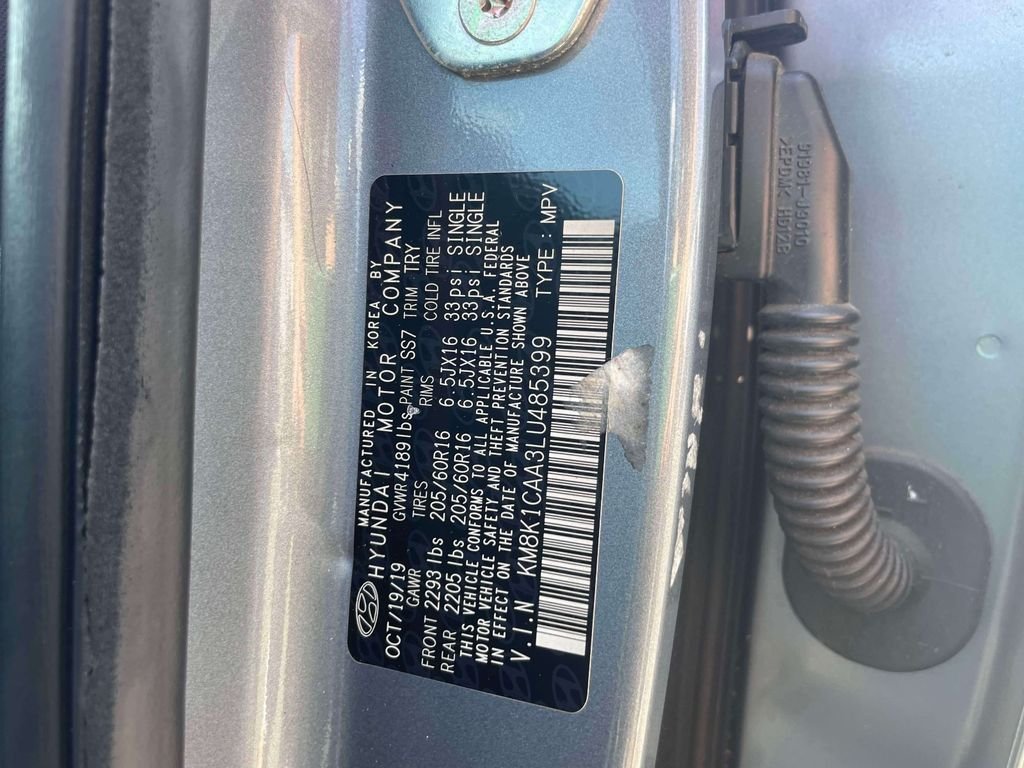 Used 2020 Silver Hyundai SE image 18