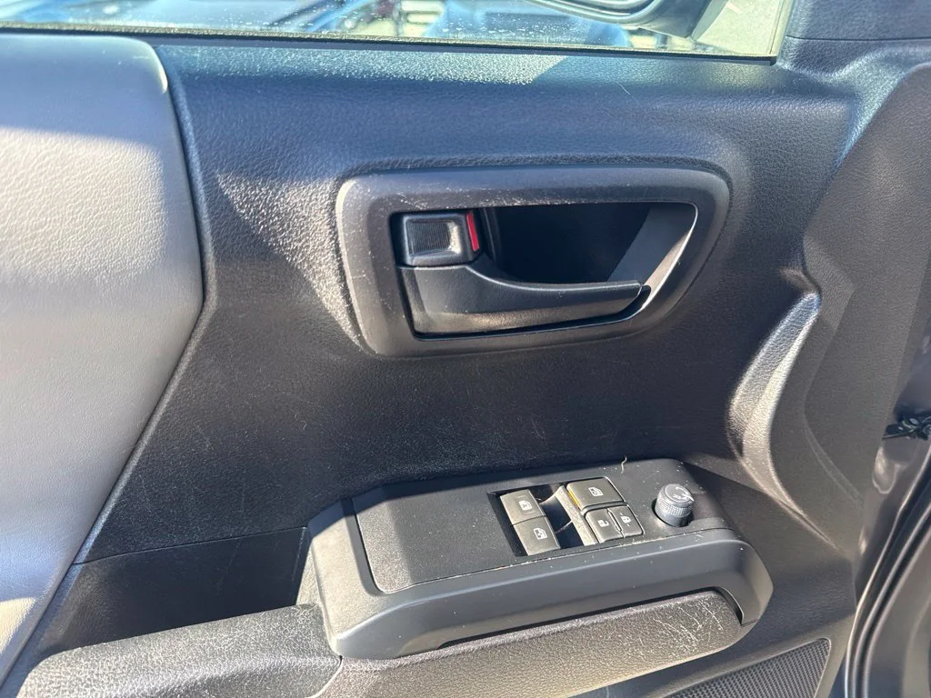 Used 2022 Gray Toyota SR image 22
