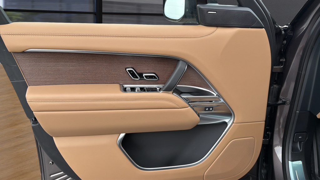 2026 Land Rover Range Rover SE - Photo 23