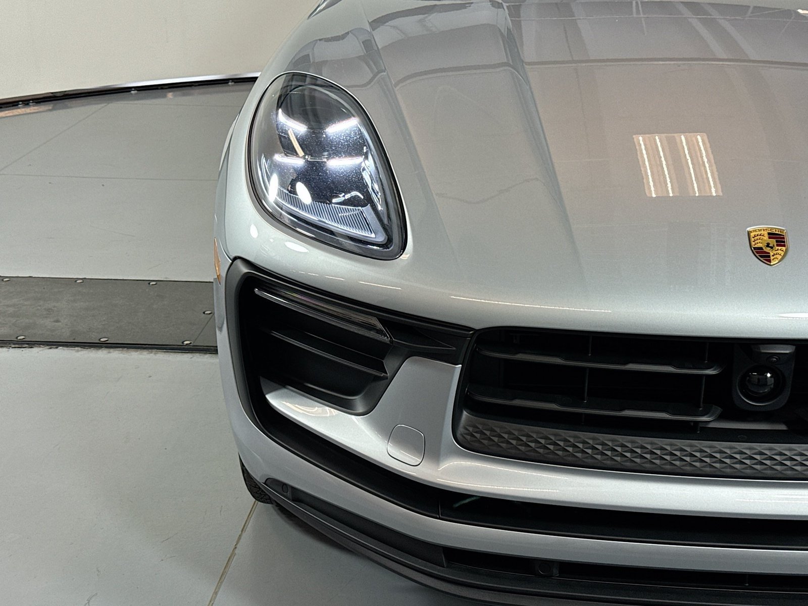Used 2026 White Porsche T image 27
