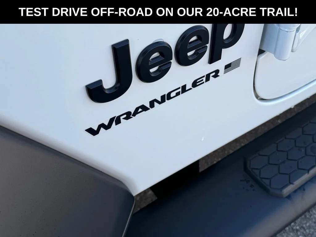 New 2026 Bright White Clear-Coat Exterior Paint Jeep Sport image 26