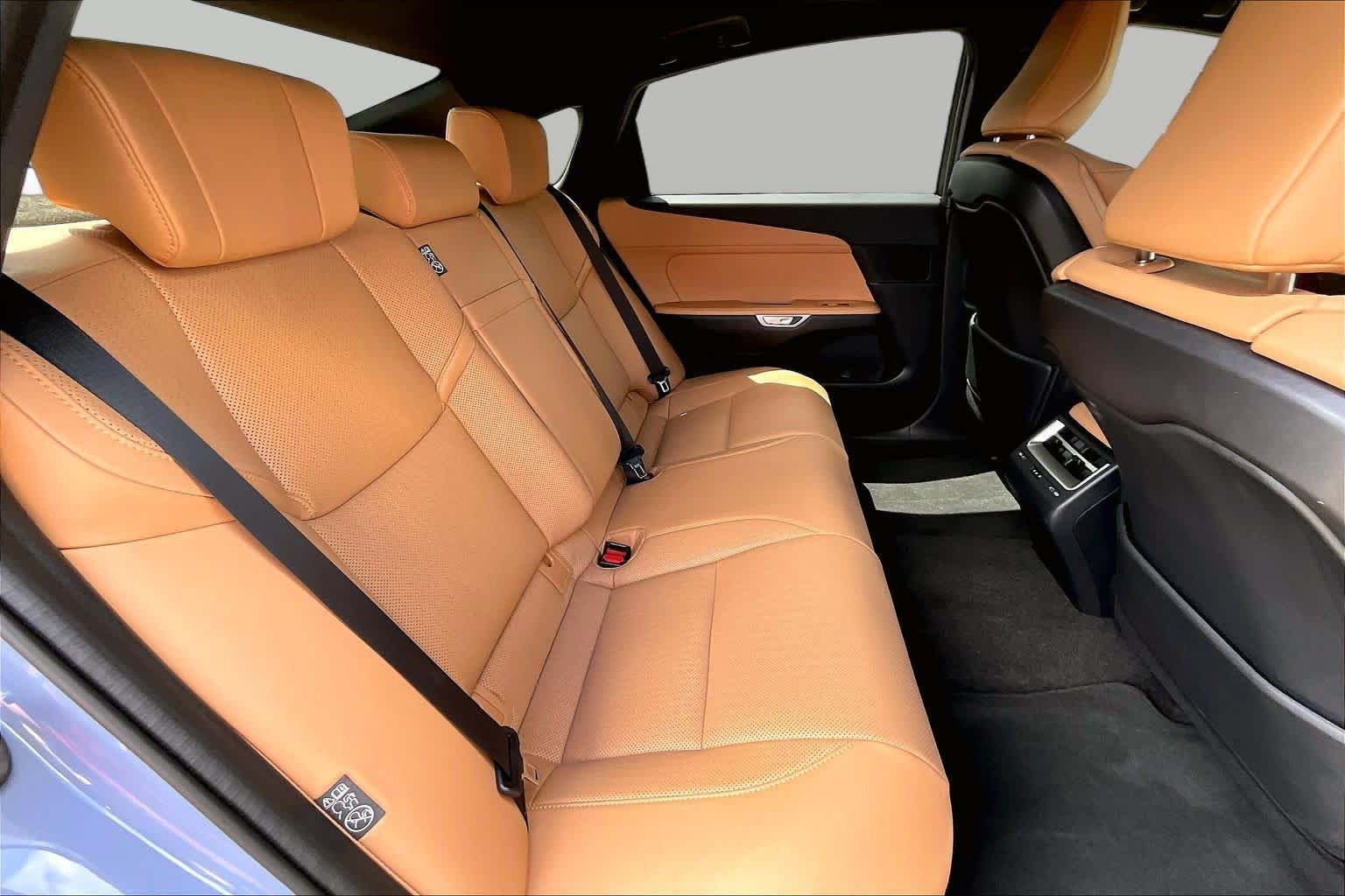 Used 2026 Wavelength Lexus Premium image 19