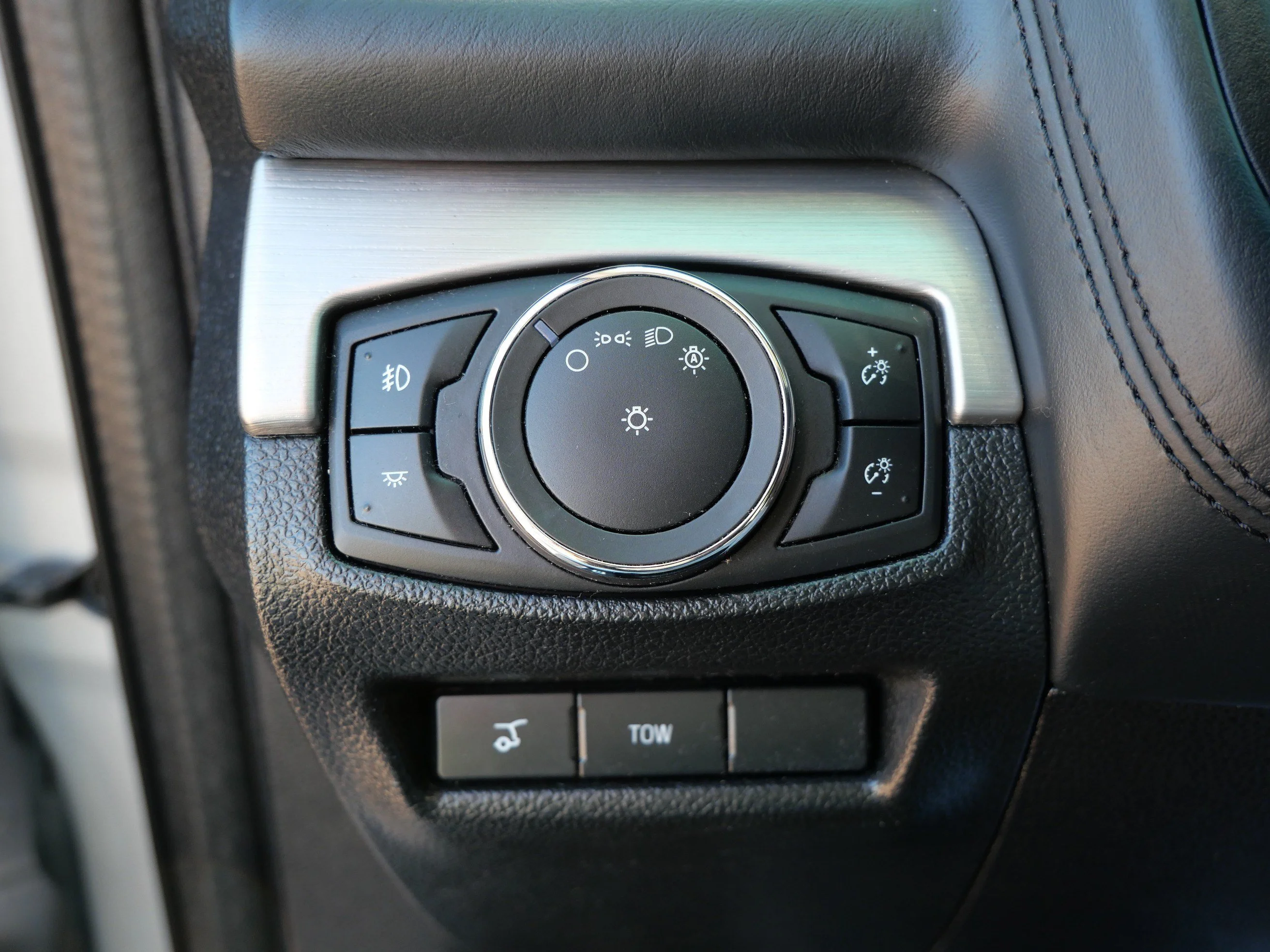 Certified Used 2017 Ingot Silver Ford Platinum image 26