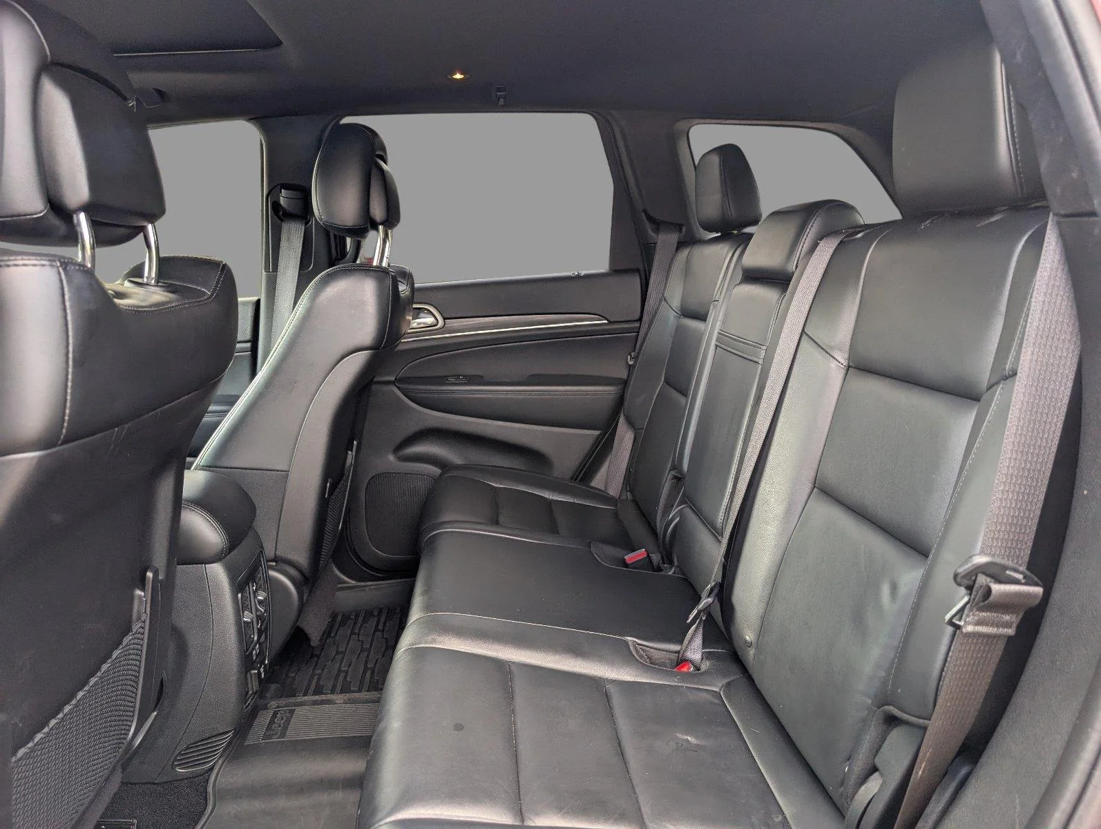 Used 2021 Velvet Red Pearlcoat Jeep Limited image 34