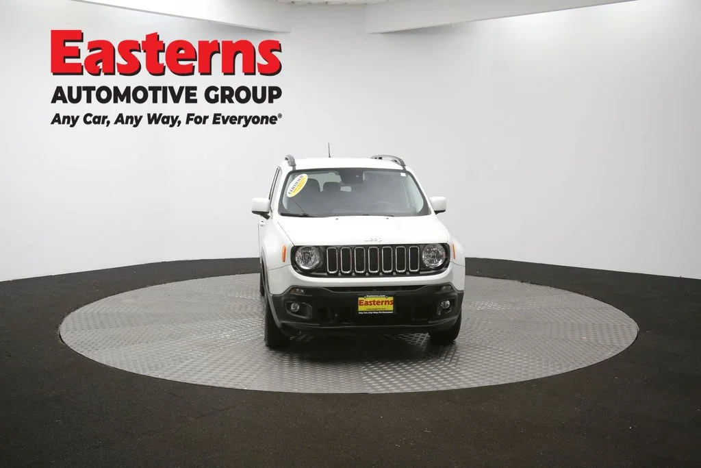 Used 2017 White Jeep Latitude image 50
