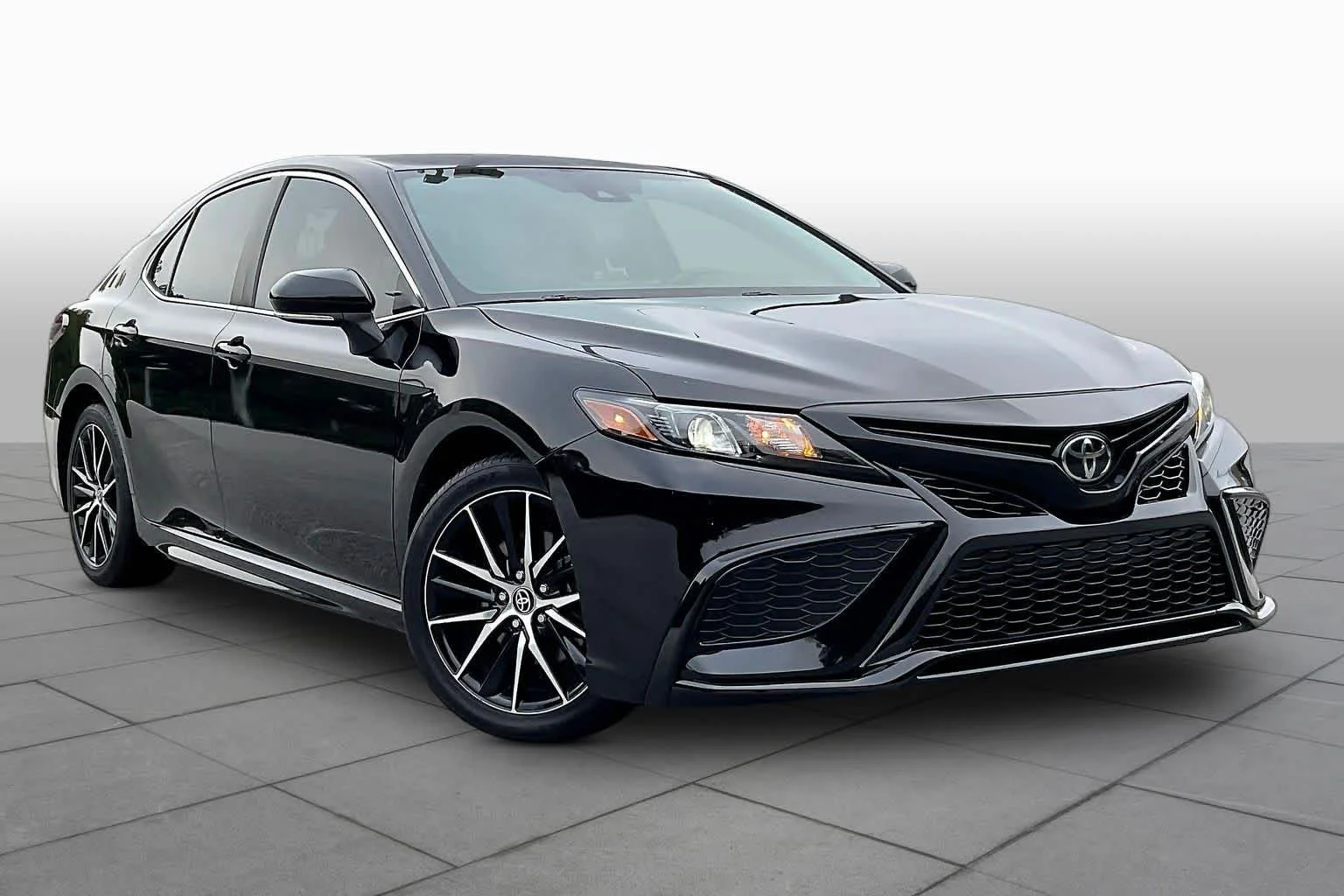 Used 2024 Midnight Black Metallic Toyota SE image 3
