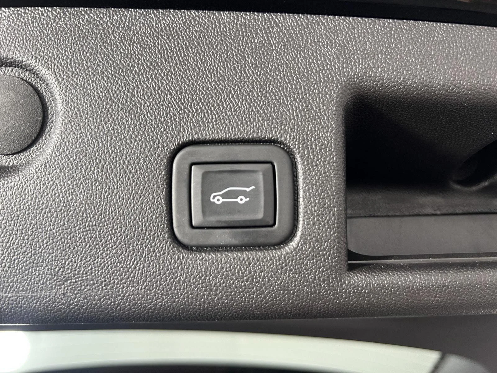 Used 2024 Mosaic Black Metallic Chevrolet LT image 20
