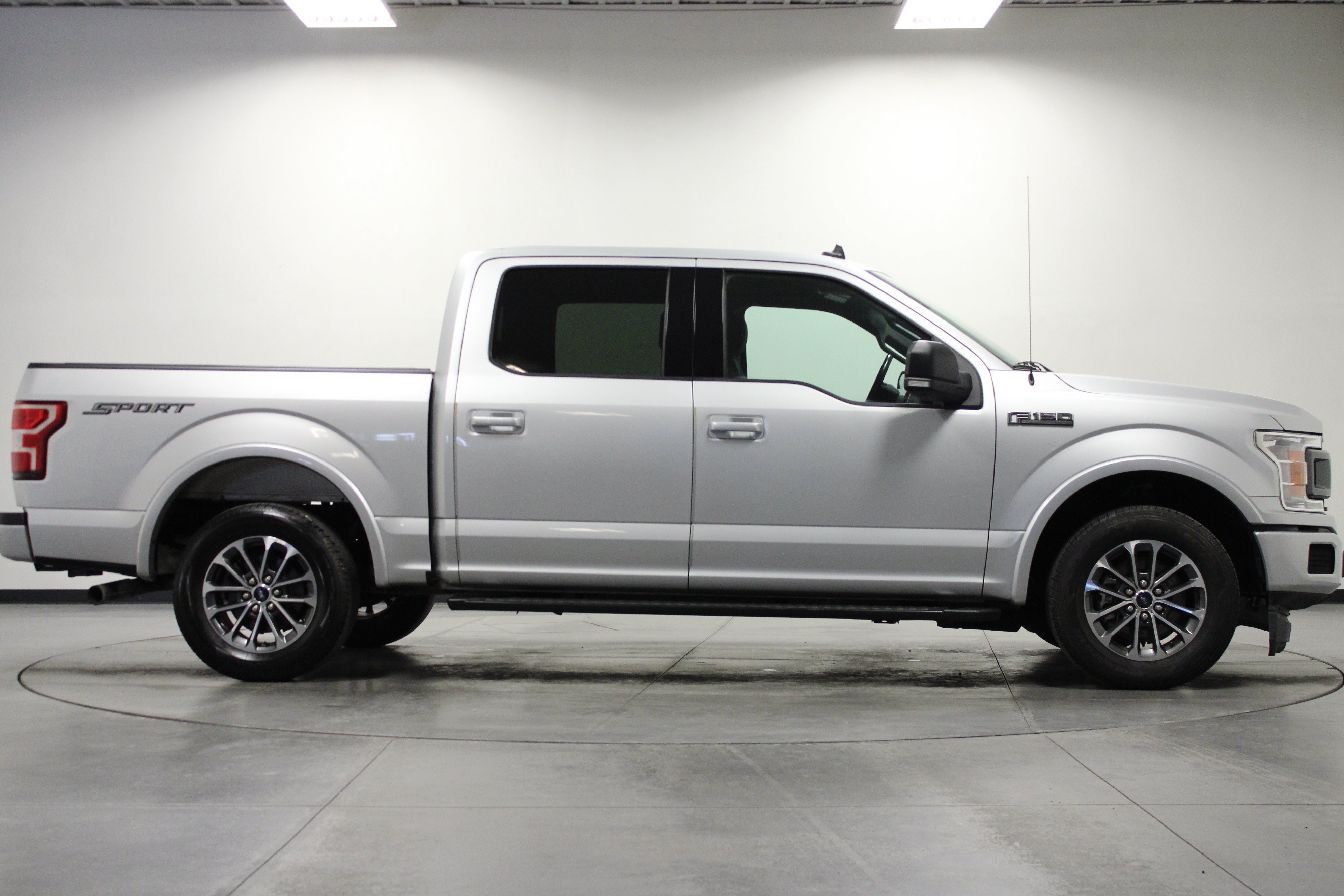 Used 2019 Ingot Silver Metallic Ford XLT image 3