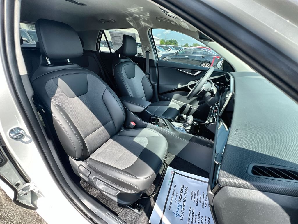 New 2026 White Kia EX image 24