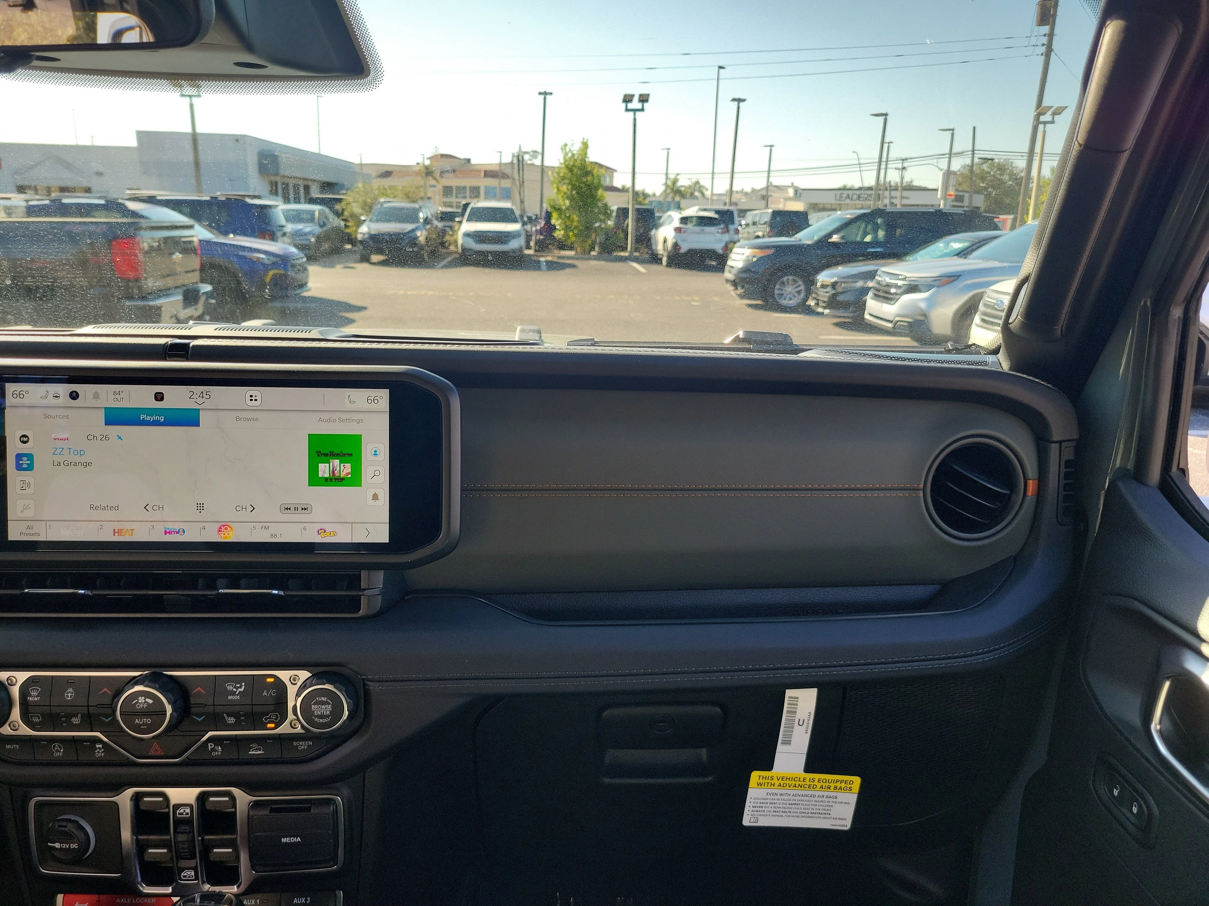 2026 Jeep Gladiator Mojave - Photo 9