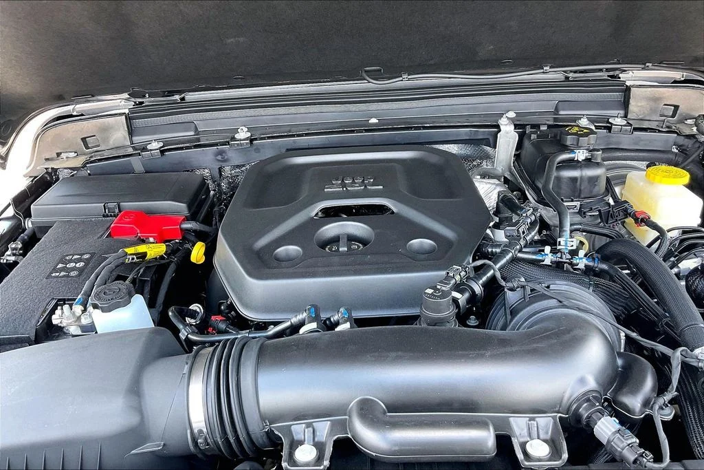 New 2026 Jeep Wrangler Sport 4D Sport Utility