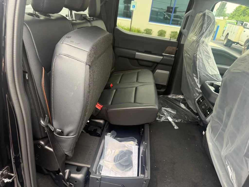 New 2026 Agate Black Metallic Ford F-450® Lariat® image 61