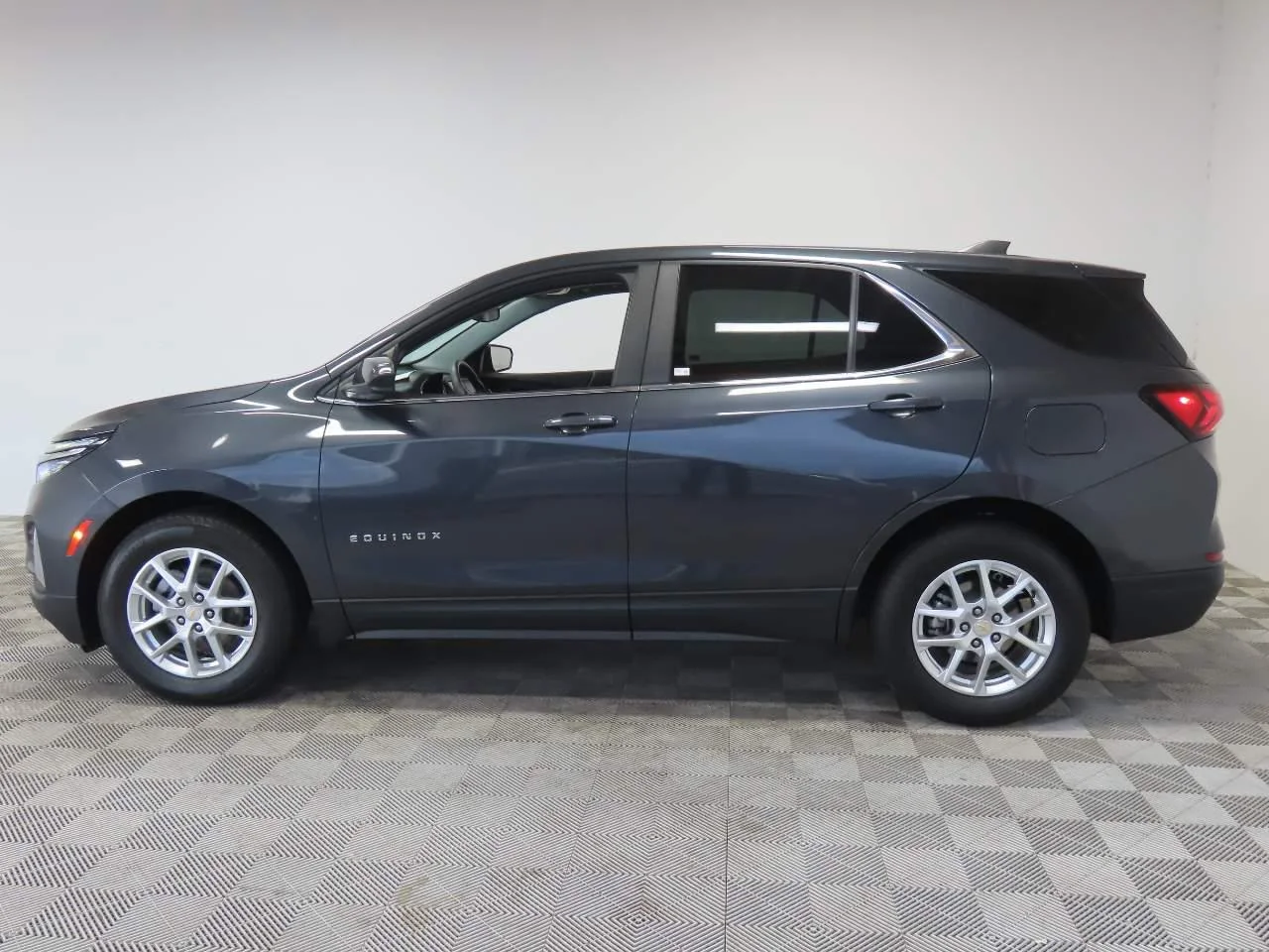 Certified Used 2022 Iron Gray Metallic Chevrolet LT image 5