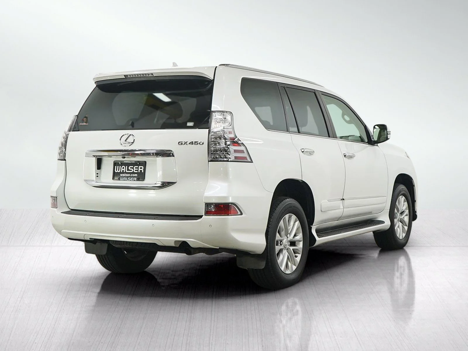 Used 2014 Starfire Pearl Lexus 4WD 4dr image 5