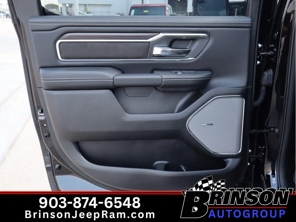 2026 RAM 1500 Laramie - Photo 8