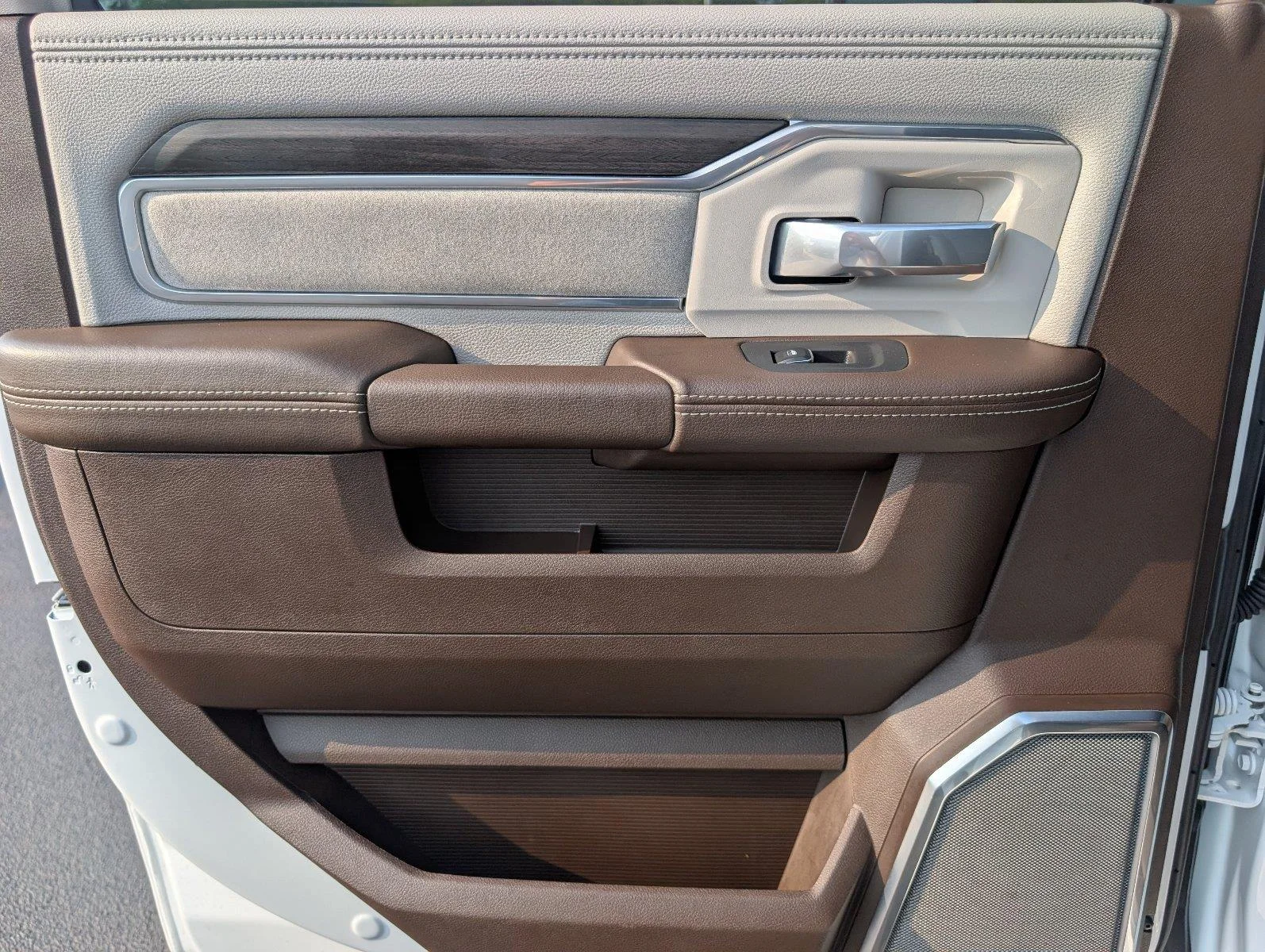 Used 2025 Bright White Clearcoat Ram Laramie image 35