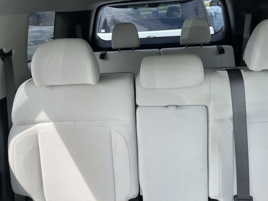 Used 2025 Gray Hyundai SE image 24