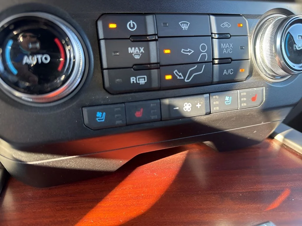 Used 2020 Gray Ford King Ranch image 22