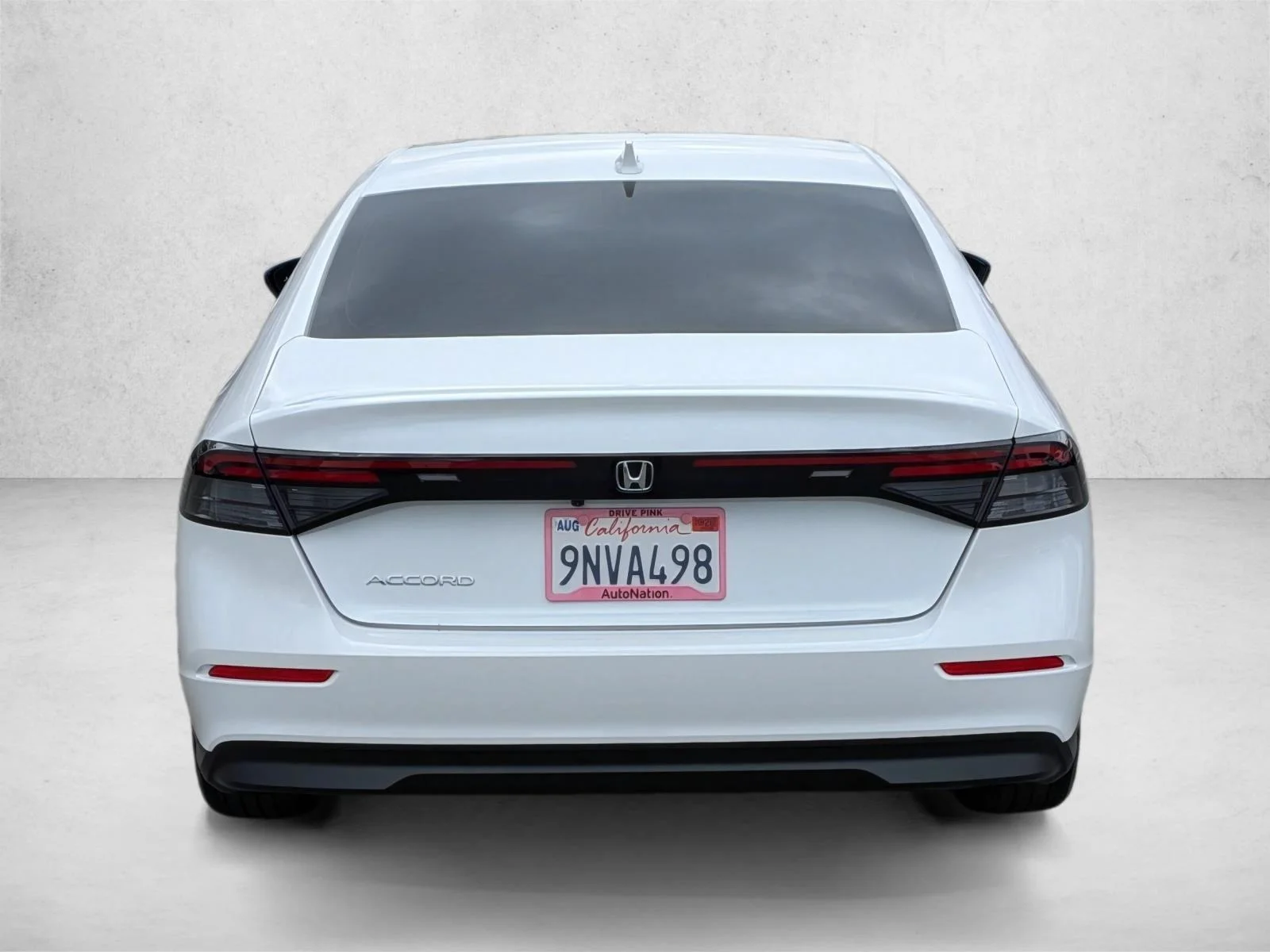 Used 2024 Platinum White Pearl Honda EX image 7