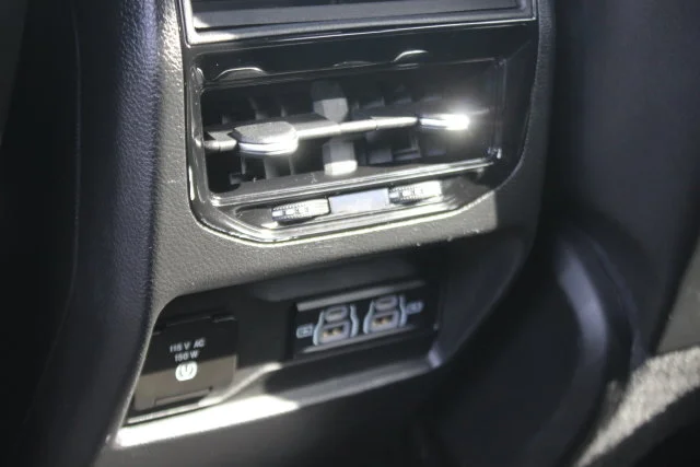 Used 2023 White Jeep Altitude X image 24