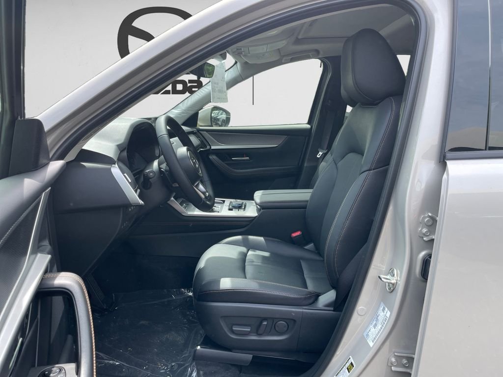 New 2026 Platinum Mazda 3.3 Turbo Preferred image 8