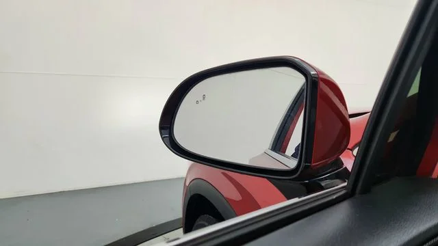 Used 2019 Red Hyundai SEL image 17