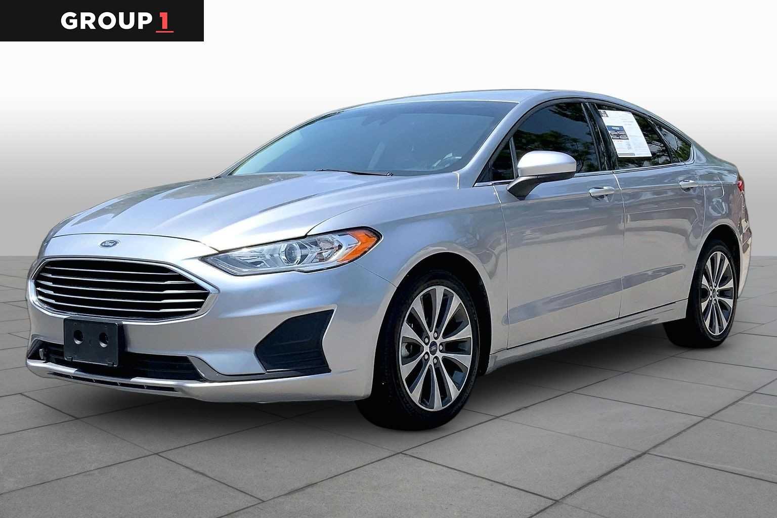 Pre-Owned 2020 Ford Fusion SE