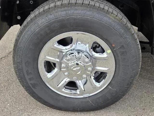 New 2026 Granite Crystal Metallic Clear-Coat Exterior Paint RAM TRADESMAN image 5
