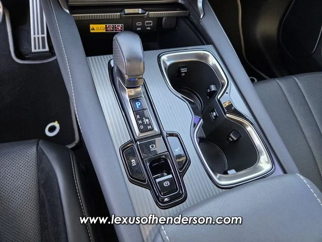 2024 Lexus RX Hybrid 500h - Photo 30